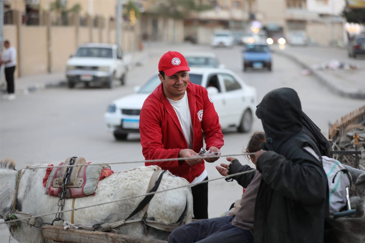 الهلال الأحمر&nbsp;