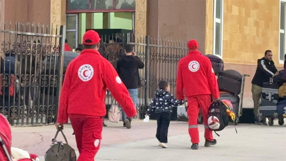 الهلال الأحمر&nbsp;