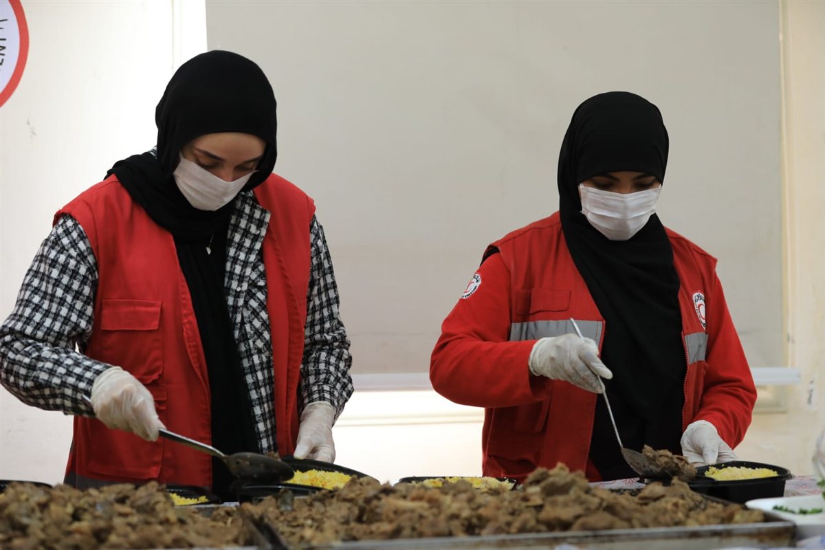 الهلال الأحمر&nbsp;