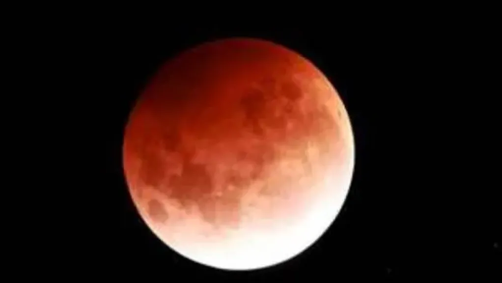 موعد خسوف القمر 2026