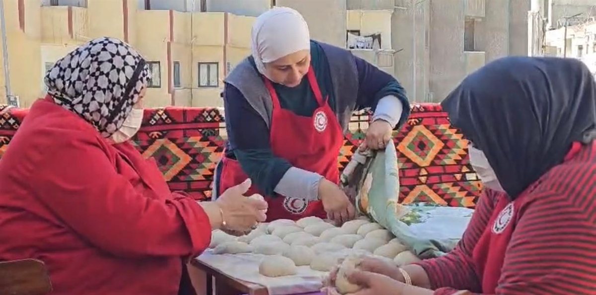 الهلال الأحمر&nbsp;