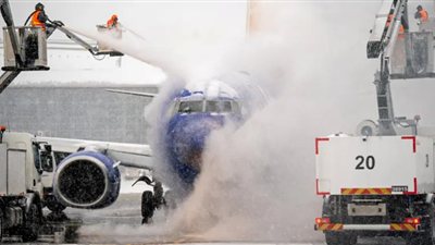 115 مليار دولار خسائر وشلل في حركة الطيران.. كيف ضربت العاصفة القطبية اقتصاد أمريكا؟