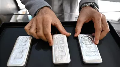 أسعار الفضة في قطر.. الأونصة تهبط لـ 83.59 دولاراً في تعاملات الأربعاء