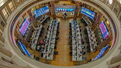 البورصة المصرية تنهي تعاملات اليوم بانخفاض جماعي للمؤشرات الرئيسية
