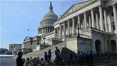 بسبب سياسات ترامب .. مكتب الميزانية في الكونغرس يرفع توقعاته بشأن عجز الميزانية الأمريكية بمقدار 1.4 تريليون دولار 