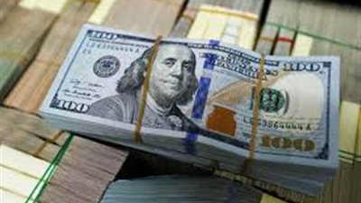 الدولار يتراجع صوب خسارة أسبوعية مع تصاعد التوترات العالمية