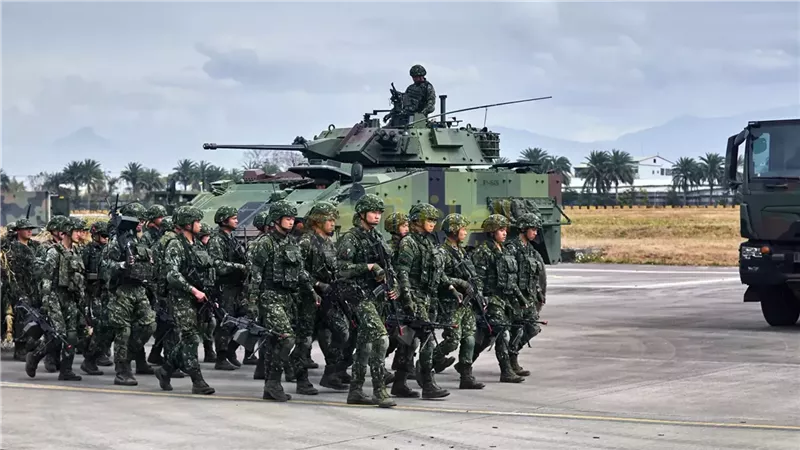 جنود خلال مناورة