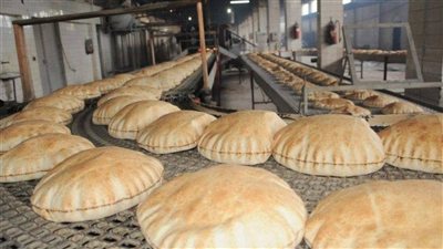 سوريا تكشف اختلاسات بـ2.6 مليار ليرة في مخبز حكومي وإحالة المتورطين للقضاء