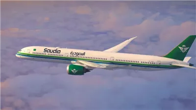 الخطوط السعودية تلغي رحلات مع إغلاق أجواء بالمنطقة عقب ضربات إسرائيل لإيران