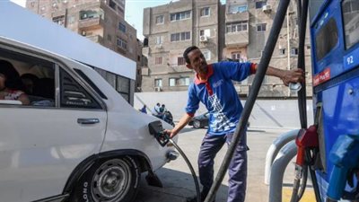 تراجع أسعار النفط عالميًا مع تهدئة التوترات.. واستقرار أسعار الوقود في مصر